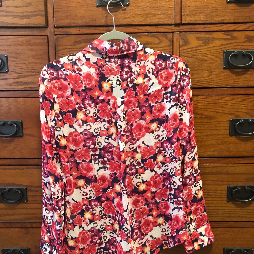 Express Blouse - Picture 2 of 2